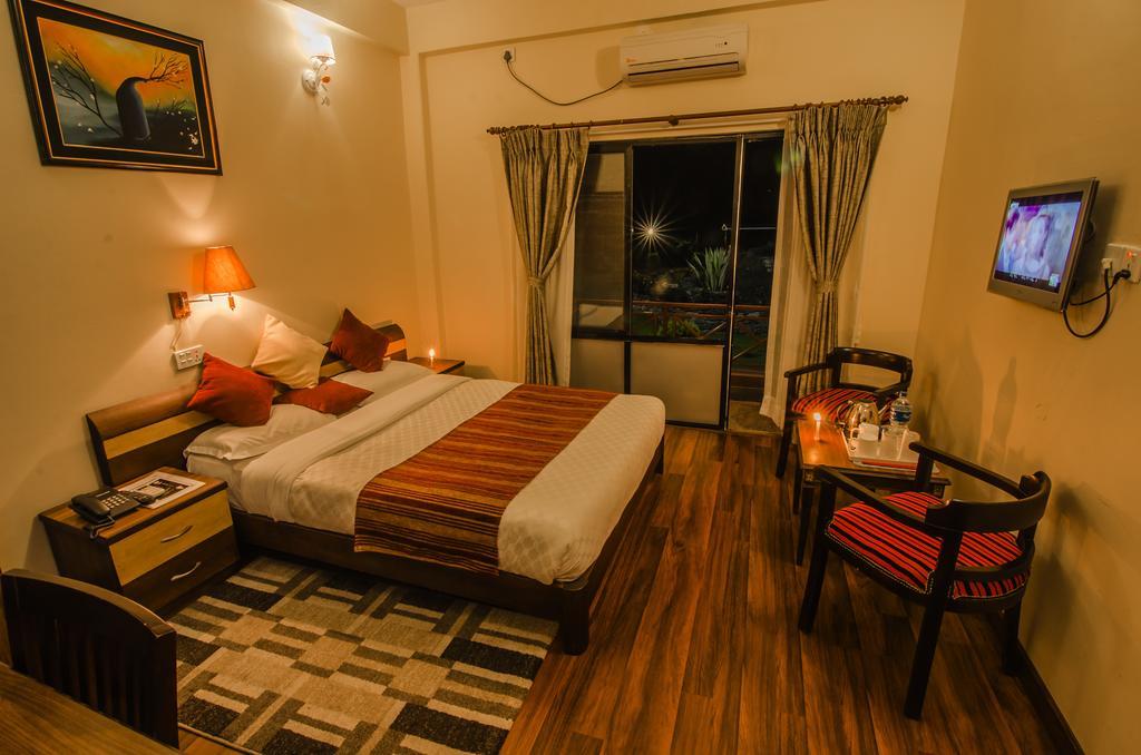 Hotel Lakefront Pokhara Rom bilde