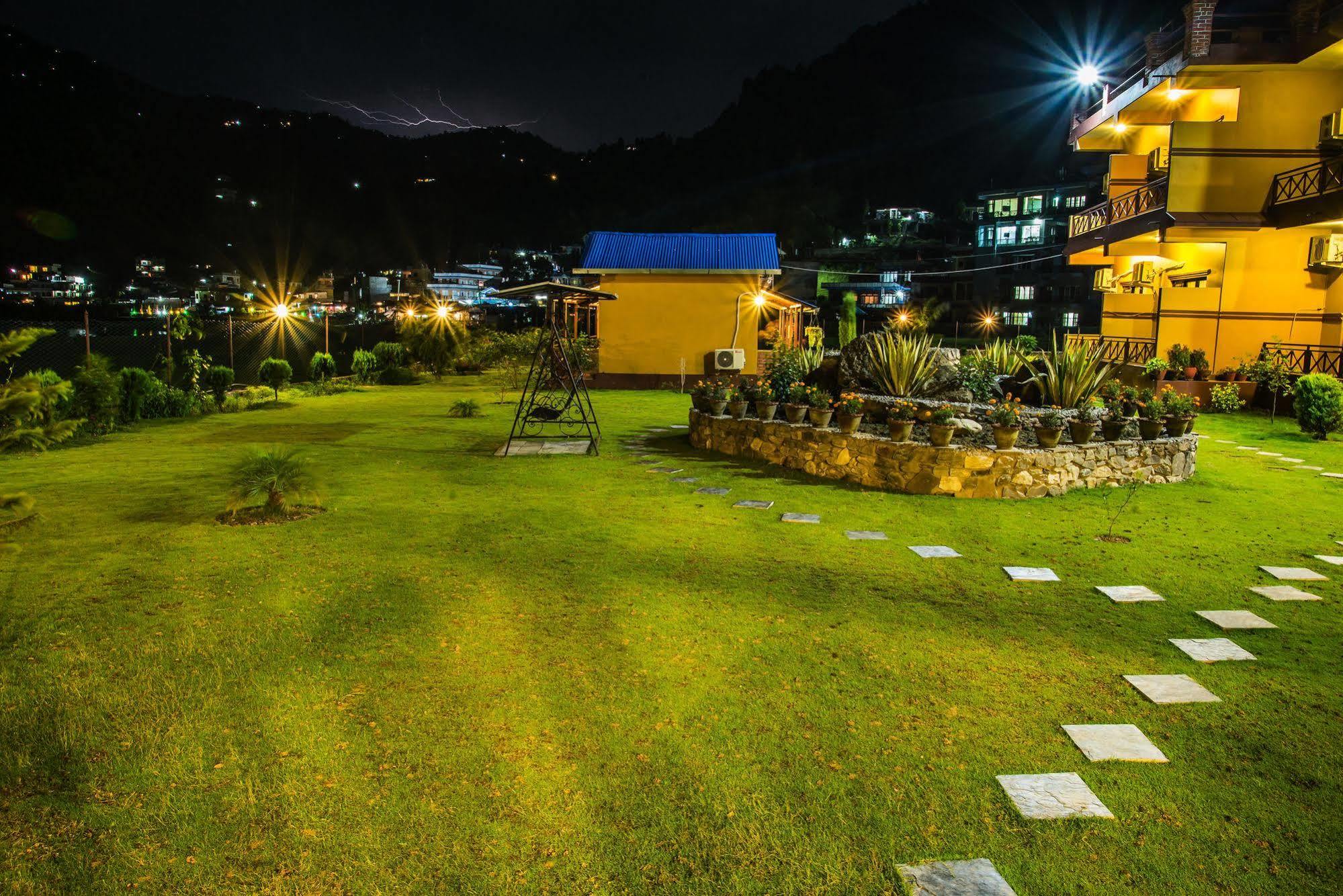 Hotel Lakefront Pokhara Eksteriør bilde