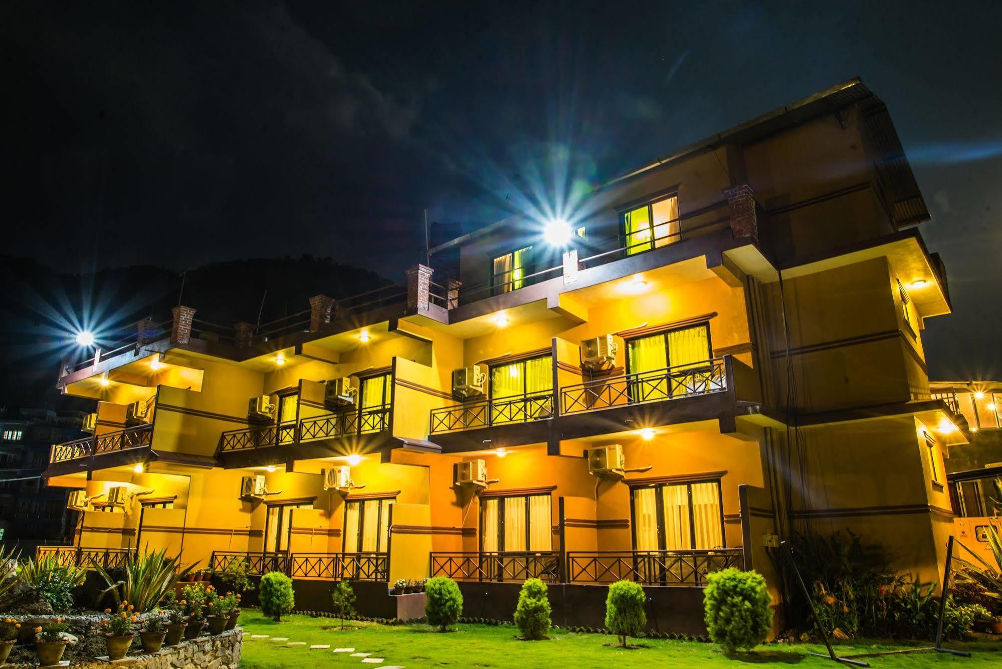 Hotel Lakefront Pokhara Eksteriør bilde